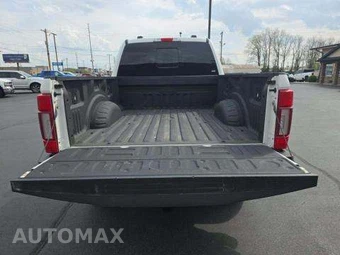 2021 Ford Super Duty F-250 Lariat Crew Cab Medium Bed - miniatura 14