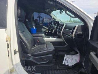 2021 Ford Super Duty F-250 Lariat Crew Cab Medium Bed - miniatura 18
