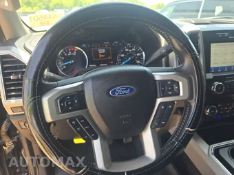 2021 Ford Super Duty F-250 Lariat Crew Cab Medium Bed - miniatura 10