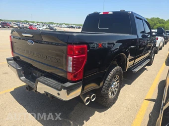 2021 Ford Super Duty F-250 Lariat Crew Cab Medium Bed - miniatura 4