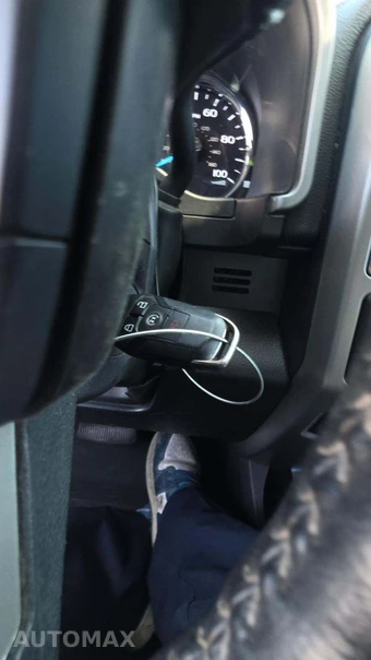 2021 Ford Super Duty F-250 Lariat Crew Cab Medium Bed - miniatura 16