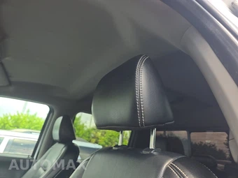 2021 Ford Super Duty F-250 Lariat Crew Cab Medium Bed - miniatura 17