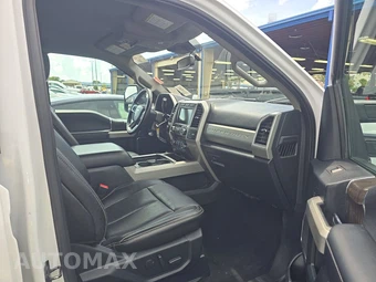 2021 Ford Super Duty F-250 Lariat Crew Cab Medium Bed - miniatura 8