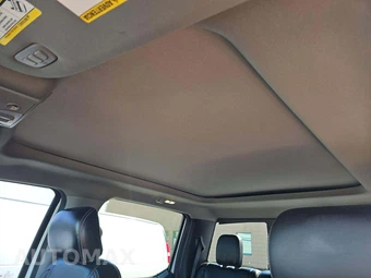 2021 Ford Super Duty F-250 Lariat Crew Cab Medium Bed - miniatura 11