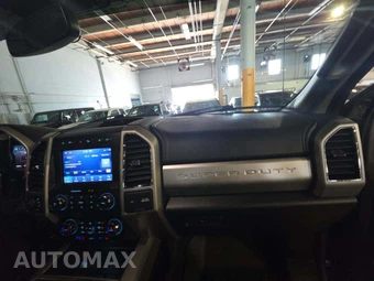 2021 Ford Super Duty F-250 Lariat Crew Cab Medium Bed - miniatura 19