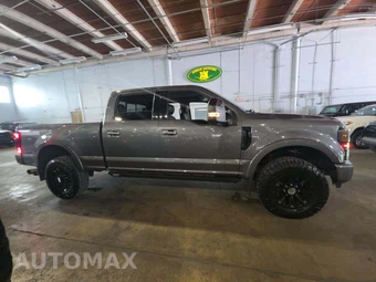 2021 Ford Super Duty F-250 Lariat Crew Cab Medium Bed - miniatura 4
