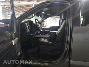 2021 Ford Super Duty F-250 Lariat Crew Cab Medium Bed - miniatura 6