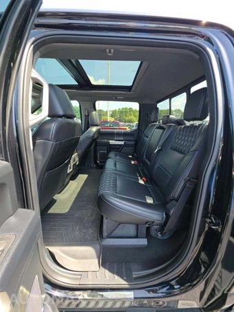 2021 Ford Super Duty F-250 Lariat Crew Cab Medium Bed - miniatura 10