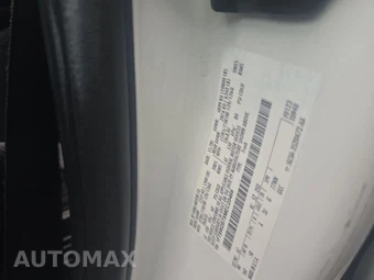 2021 Ford Super Duty F-250 Lariat Crew Cab Medium Bed - miniatura 14