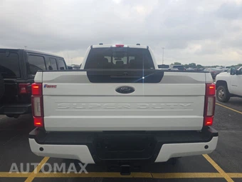 2021 Ford Super Duty F-250 Lariat Crew Cab Medium Bed - miniatura 5
