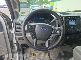2021 Ford Super Duty F-250 XL Crew Cab Long Bed - miniatura 10