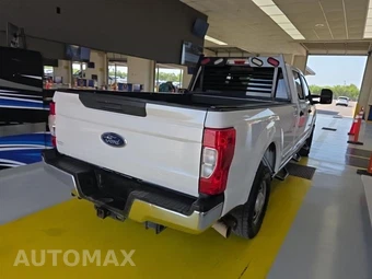 2021 Ford Super Duty F-250 XL Crew Cab Long Bed - miniatura 4