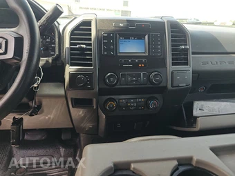 2021 Ford Super Duty F-250 XL Crew Cab Medium Bed - miniatura 11