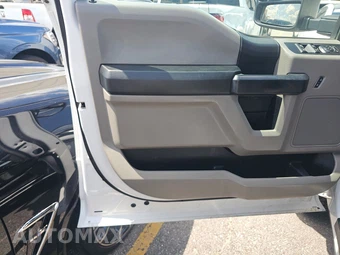 2021 Ford Super Duty F-250 XL Crew Cab Medium Bed - miniatura 9