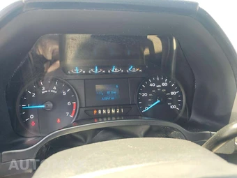 2021 Ford Super Duty F-250 XL Crew Cab Medium Bed - miniatura 9