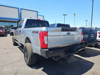 2021 Ford Super Duty F-250 XL Crew Cab Medium Bed - miniatura 2