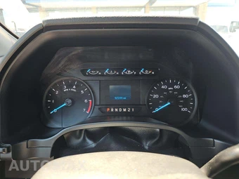 2021 Ford Super Duty F-250 XL Crew Cab Medium Bed - miniatura 9