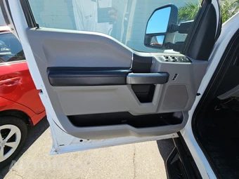 2021 Ford Super Duty F-250 XLT Crew Cab Long Bed - miniatura 9