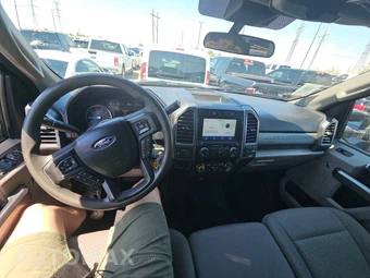 2021 Ford Super Duty F-250 XLT Crew Cab Medium Bed - miniatura 11