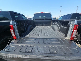 2021 Ford Super Duty F-250 XLT Crew Cab Medium Bed - miniatura 16