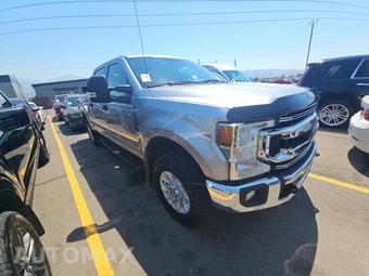 2021 Ford Super Duty F-250 XLT Crew Cab Medium Bed - miniatura 3