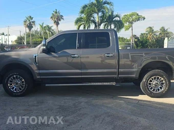2021 Ford Super Duty F-250 XLT Crew Cab Medium Bed - miniatura 3