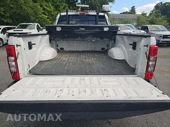 2021 Ford Super Duty F-250 XLT Crew Cab Medium Bed - miniatura 11