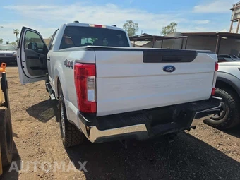 2021 Ford Super Duty F-250 XLT Crew Cab Medium Bed - miniatura 2