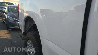 2021 Ford Super Duty F-250 XLT Crew Cab Medium Bed - miniatura 28