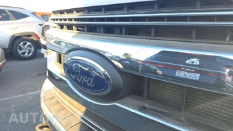 2021 Ford Super Duty F-250 XLT Crew Cab Medium Bed - miniatura 31