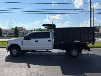 2021 Ford Super Duty F-350 Cab Chassis XL Crew Cab DRW - miniatura 14