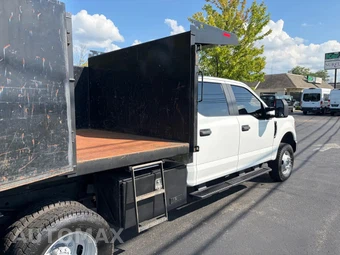 2021 Ford Super Duty F-350 Cab Chassis XL Crew Cab DRW - miniatura 22