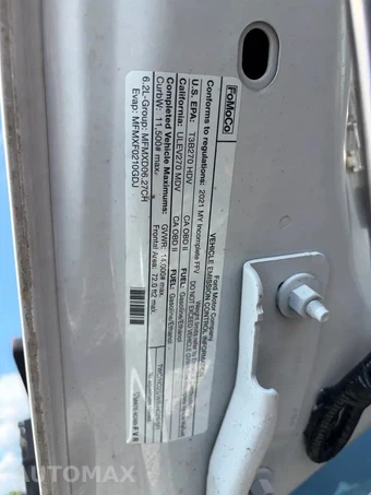 2021 Ford Super Duty F-350 Cab Chassis XL Crew Cab DRW - miniatura 3