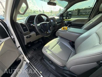 2021 Ford Super Duty F-350 Cab Chassis XL Crew Cab DRW - miniatura 35