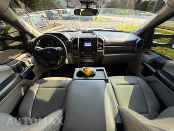 2021 Ford Super Duty F-350 Cab Chassis XL Crew Cab DRW - miniatura 46