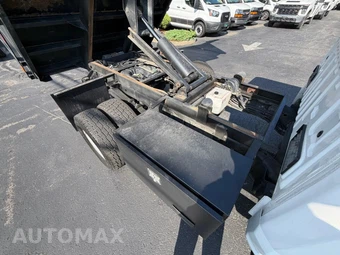 2021 Ford Super Duty F-350 Cab Chassis XL Crew Cab DRW - miniatura 78
