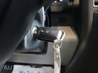 2021 Ford Super Duty F-350 Cab Chassis XL Extended Cab w/Rear Doors DRW - miniatura 8