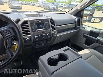 2021 Ford Super Duty F-350 Cab Chassis XL Extended Cab w/Rear Doors DRW - miniatura 11