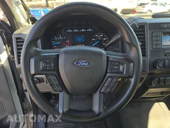 2021 Ford Super Duty F-350 Cab Chassis XL Regular Cab DRW - miniatura 10