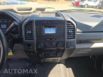 2021 Ford Super Duty F-350 Cab Chassis XL Regular Cab DRW - miniatura 11