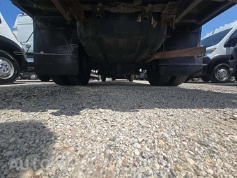 2021 Ford Super Duty F-350 Cab Chassis XL Regular Cab DRW - miniatura 13