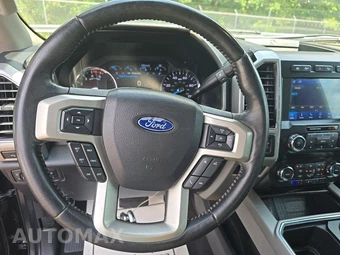 2021 Ford Super Duty F-350 Lariat Crew Cab Long Bed DRW - miniatura 10