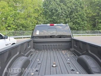 2021 Ford Super Duty F-350 Lariat Crew Cab Long Bed DRW - miniatura 16