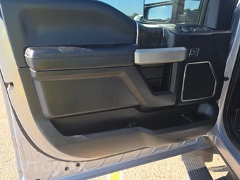 2021 Ford Super Duty F-350 Lariat Crew Cab Long Bed DRW - miniatura 9