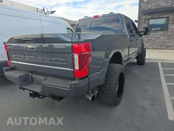 2021 Ford Super Duty F-350 Lariat Crew Cab Medium Bed - miniatura 3