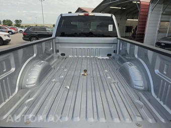 2021 Ford Super Duty F-350 XL Crew Cab Long Bed DRW - miniatura 16
