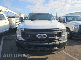 2021 Ford Super Duty F-450 Cab Chassis XL Crew Cab DRW - miniatura 2