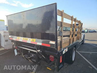 2021 Ford Super Duty F-450 Cab Chassis XL Crew Cab DRW - miniatura 4