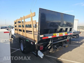 2021 Ford Super Duty F-450 Cab Chassis XL Crew Cab DRW - miniatura 6