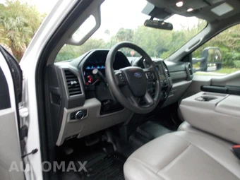2021 Ford Super Duty F-450 Cab Chassis XL Crew Cab DRW - miniatura 2
